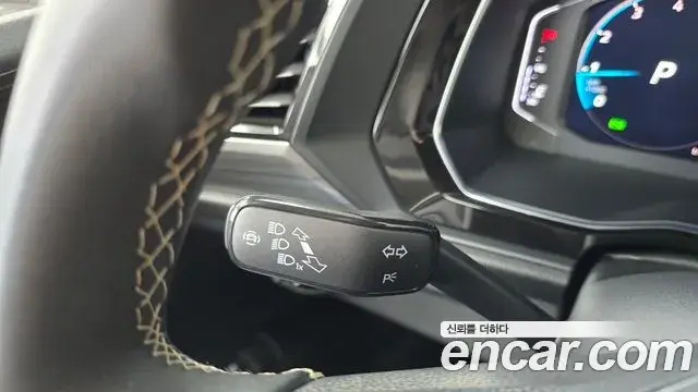 Volkswagen Jetta 2023 — Şəkil 16/27