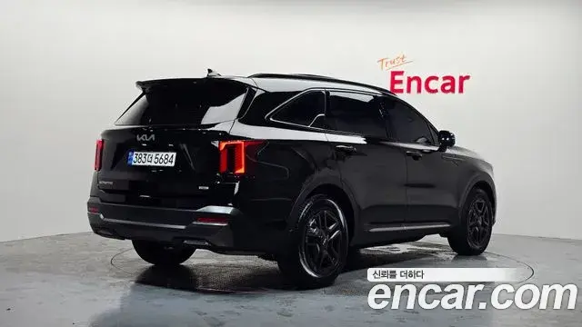 Kia Sorento 2024 — Фото 2/20