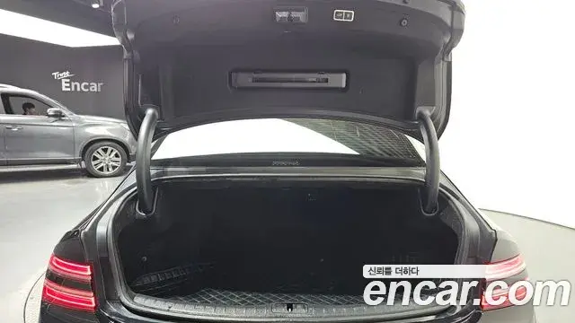 Genesis Electrified G80 2021 — Photo 20/20
