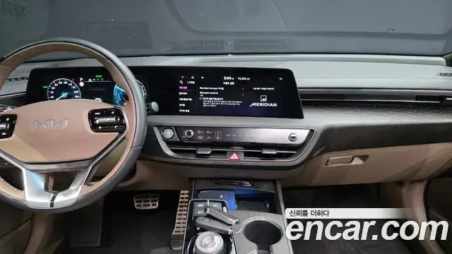 Kia K8 2024 — Şəkil 17/33