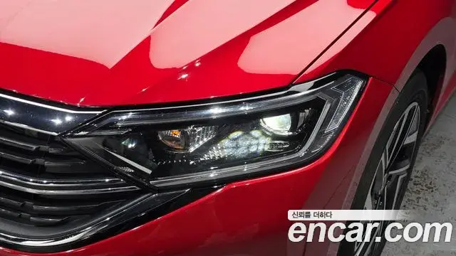 Volkswagen Jetta 2023 — Photo 6/34