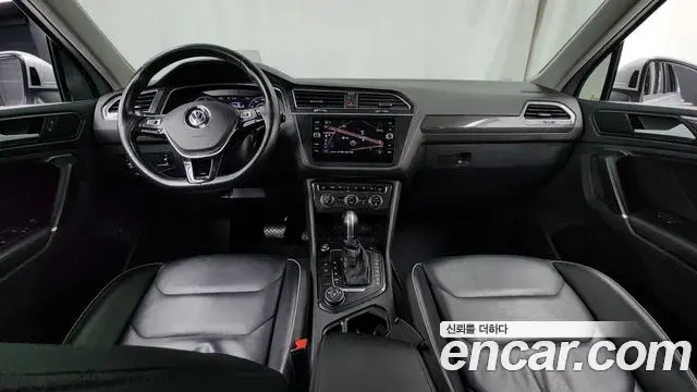 Volkswagen Tiguan 2018 — Şəkil 6/20