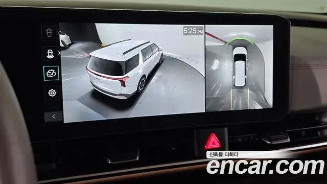 Kia Carnival 2025 — Photo 14/20