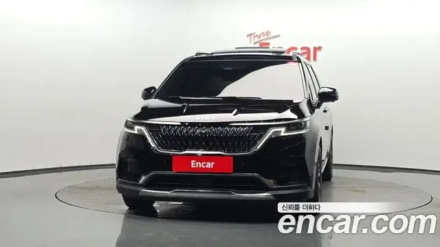 Kia Carnival 2023 — Photo 3/20
