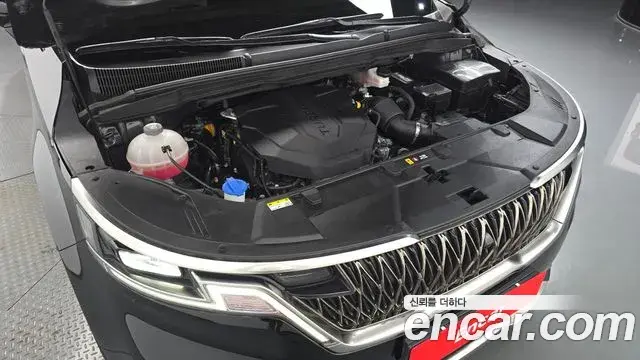 Kia Carnival 2023 — Photo 6/20