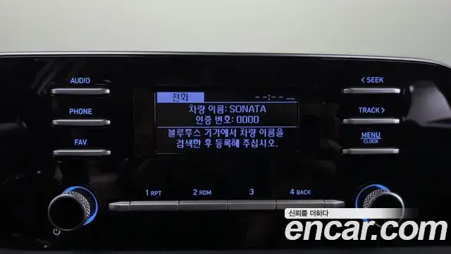 Hyundai Sonata Hybrid 2019 — Photo 1/30