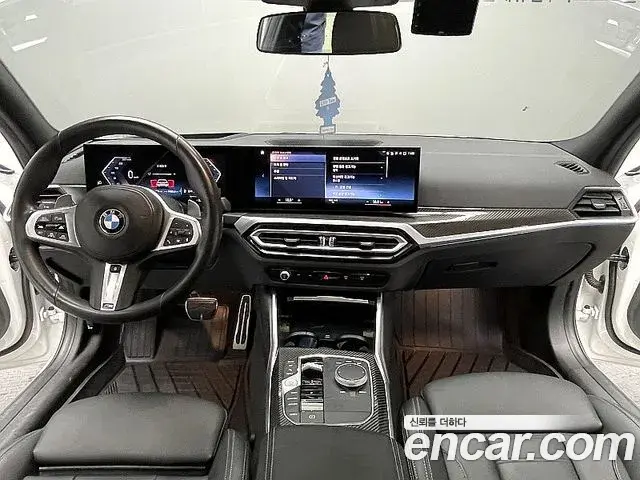 BMW 3 Series 2023 — ფოტო 4/20