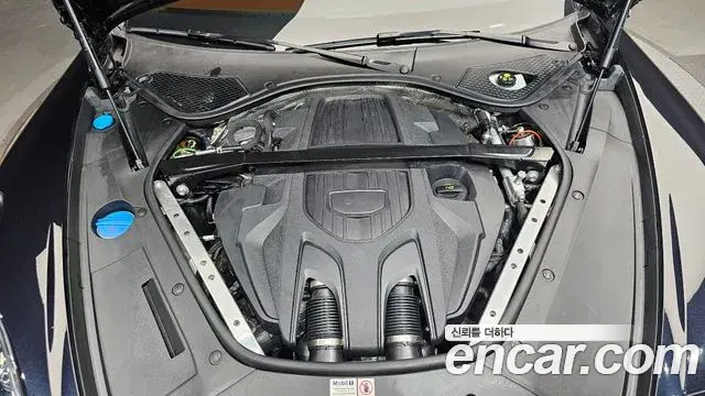 Porsche Panamera 2023 — Photo 5/20