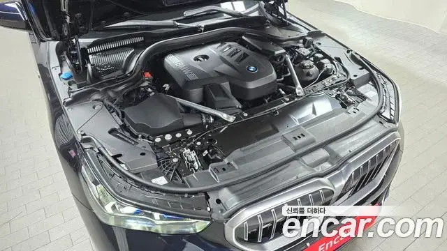 BMW 5 Series 2025 — Photo 6/20
