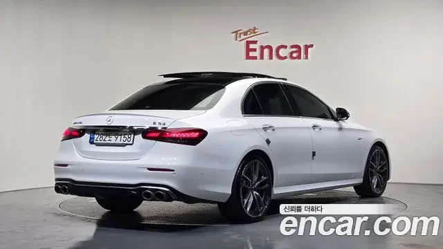 Mercedes-Benz E-Class 2021 — Фото 2/20