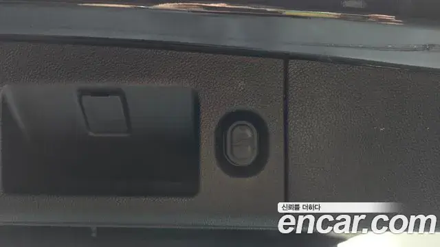 Cadillac Escalade 2018 — Photo 17/20