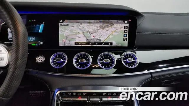 Mercedes-Benz AMG GT 2021 — Photo 12/20
