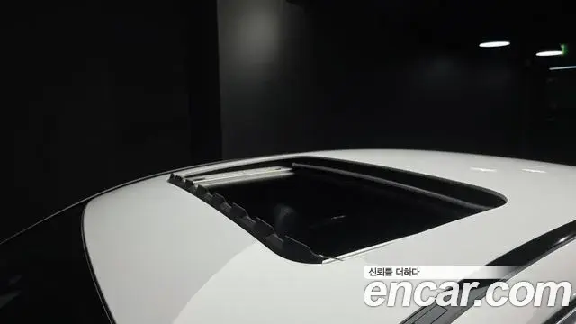 Mercedes-Benz E-Class 2018 — ფოტო 27/36