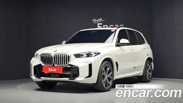 BMW X5 2025 — Фото 1/20