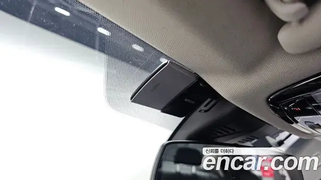 BMW 3 Series 2019 — Photo 18/31