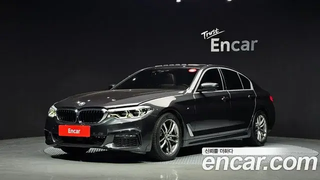 BMW 5 Series 2019 — Фото 1/20