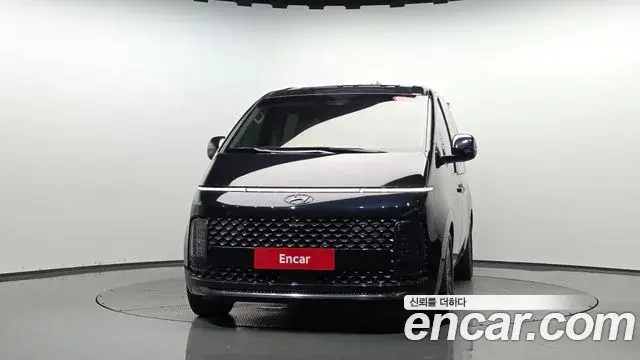 Hyundai Staria 2022 — Photo 3/20