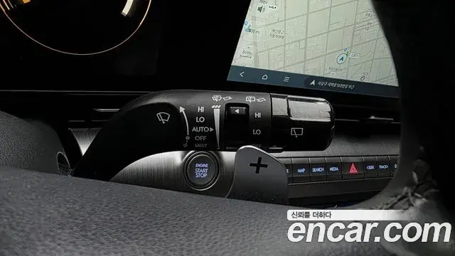 Hyundai Kona Hybrid 2023 — Şəkil 20/32