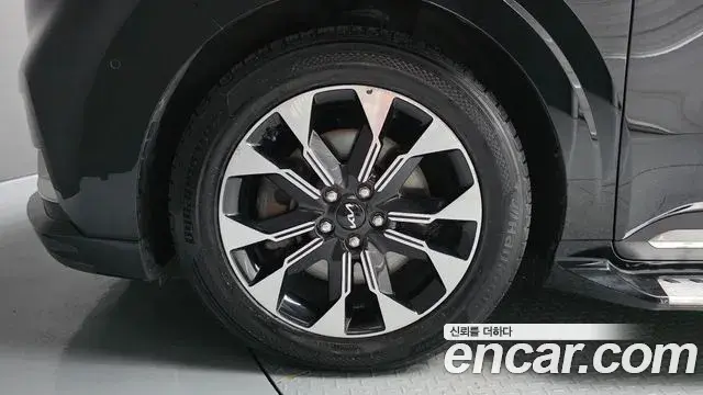 Kia Carnival 2021 — Photo 5/20
