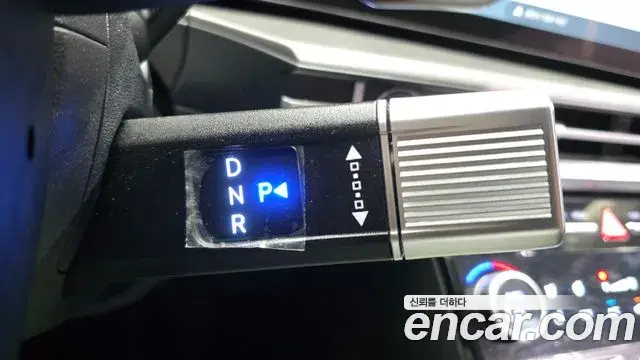 Hyundai Santa Fe 2025 — Photo 17/20