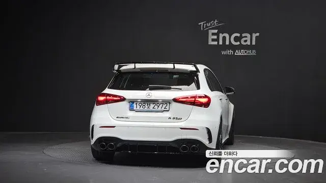 Mercedes-Benz A-Class 2025 — Photo 4/20