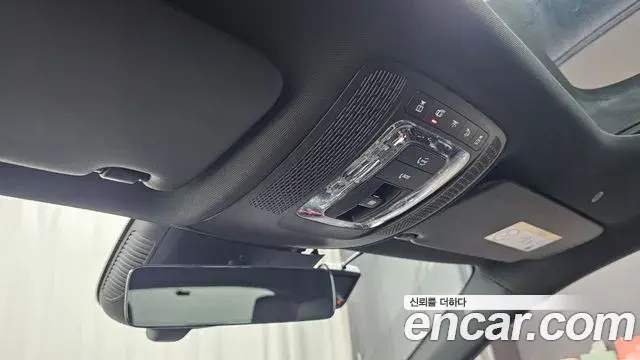 Mercedes-Benz A-Class 2025 — Photo 18/20