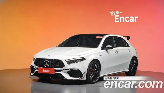 Mercedes-Benz A-Class 2025 — Photo 1/20