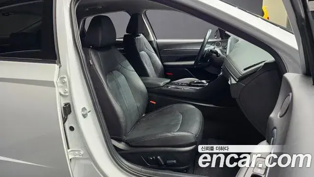 Hyundai Sonata Hybrid 2021 — ფოტო 12/30