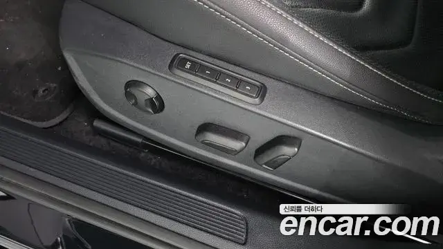 Volkswagen Jetta 2021 — ფოტო 9/31
