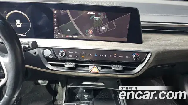 Kia K8 2022 — Photo 12/20