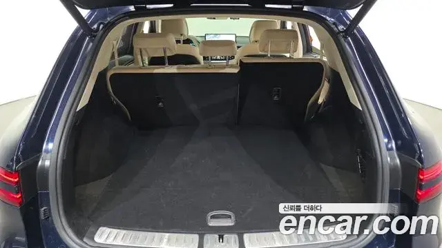 Genesis GV70 2022 — Photo 17/20