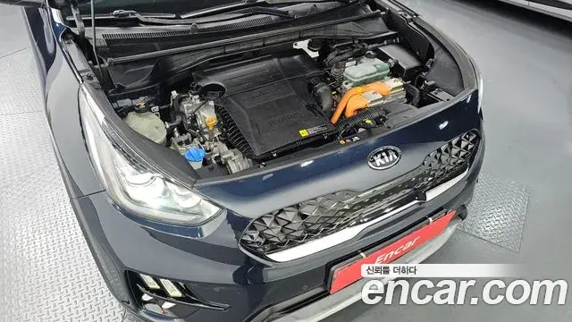 Kia Niro 2019 — Фото 6/20