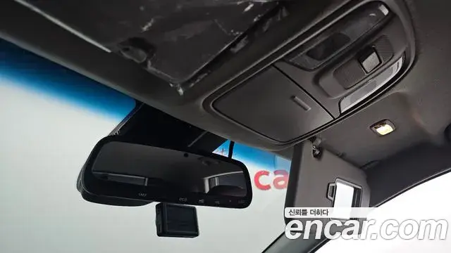 Kia Niro 2019 — Фото 20/20