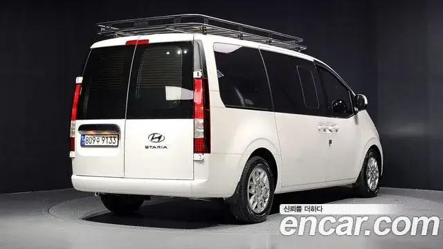 Hyundai Staria, 2023