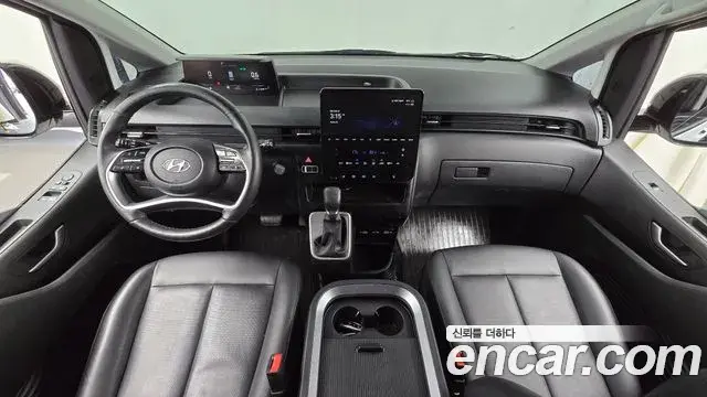 Hyundai Staria 2023 — Şəkil 10/20