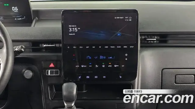 Hyundai Staria 2023 — Şəkil 12/20