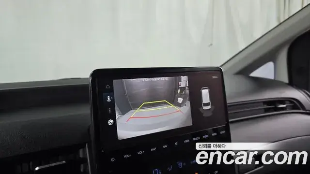Hyundai Staria 2023 — Şəkil 14/20