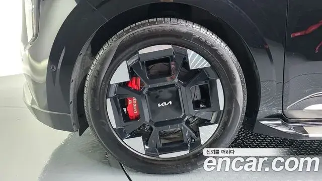 Kia Carnival 2024 — Photo 5/20