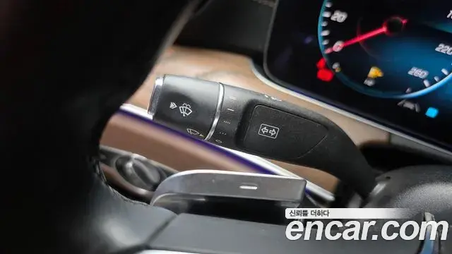 Mercedes-Benz E-Class 2021 — Фото 13/20