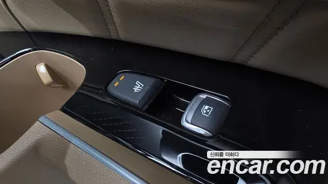 Kia Sorento 2024 — Şəkil 17/20