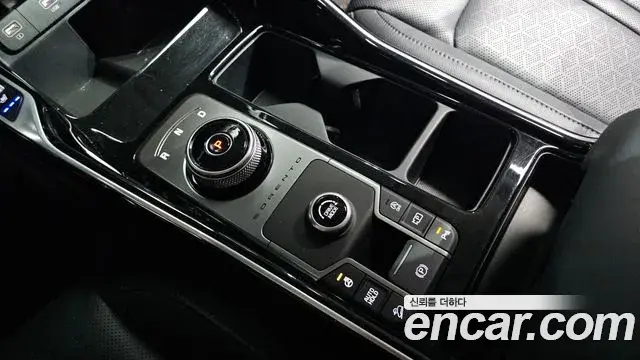 Kia Sorento 2021 — Photo 9/20