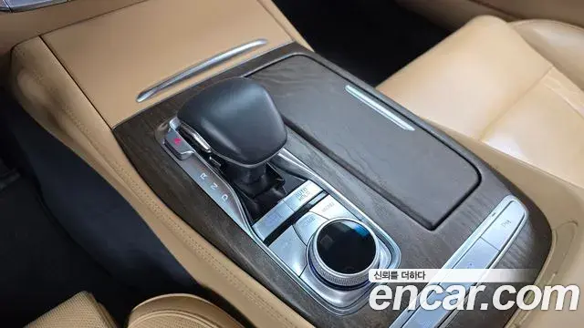 Kia The K9 2020 — Photo 9/20