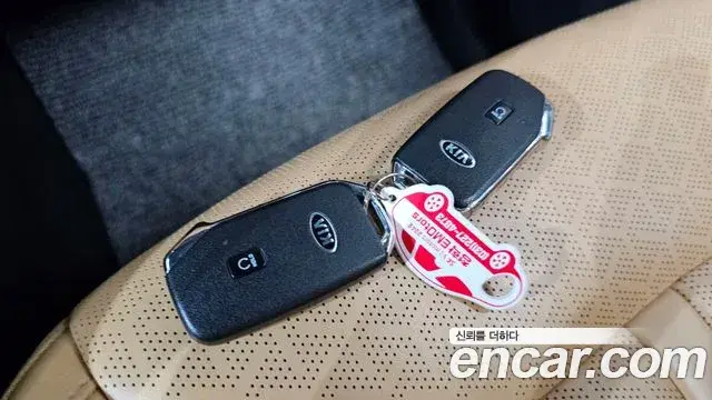 Kia Sorento 2020 — Şəkil 17/20