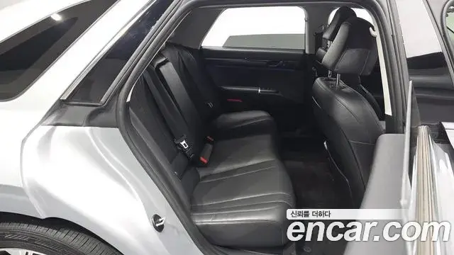 Hyundai Grandeur 2022 — Фото 11/20