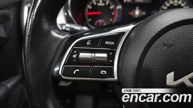 Kia Seltos 2022 — Şəkil 2/20