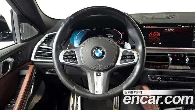 BMW X6 2021 — Фото 13/20