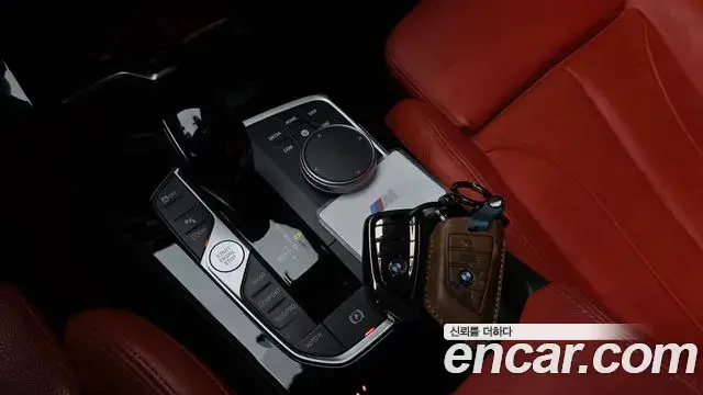 BMW 1 Series 2021 — Şəkil 8/20