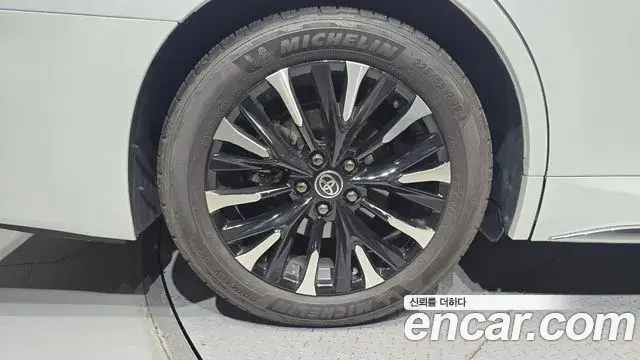 Toyota Alphard 2024 — Şəkil 5/20