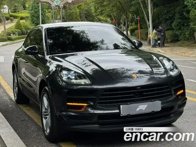 Porsche Macan, 2019
