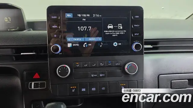 Hyundai Staria 2023 — Фото 16/20